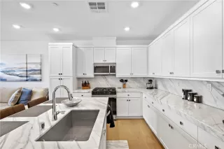 Photo #4: OC26036132 Listing