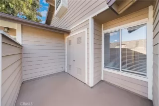 Photo #2: OC26036189 Listing