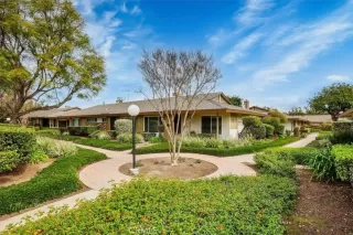 Photo #5: OC26036227 Listing