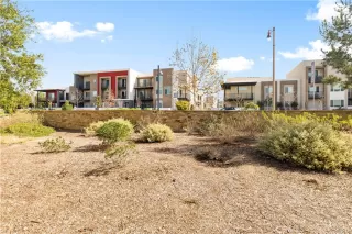 Photo #3: OC26036302 Listing