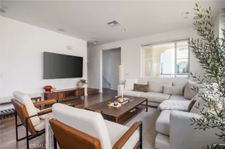 Photo #6: OC26036722 Listing