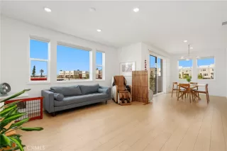 Photo #3: OC26037333 Listing 