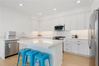 Photo #6: OC26037333 Listing 