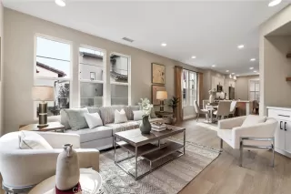 Photo #4: OC26037338 Listing