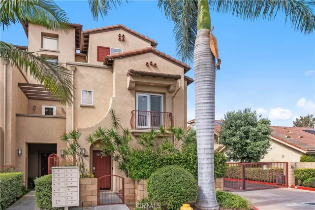 MLS: OC26037465 Condo For Sale