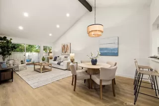 Photo #4: OC26037564 Listing