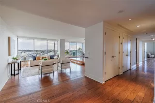 Photo #3: OC26037700 Listing