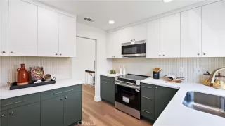 Photo #4: OC26037836 Listing 