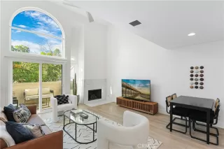 Photo #1: OC26037877 Listing