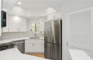 Photo #6: OC26037877 Listing