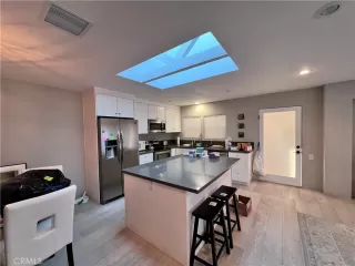 Photo #1: OC26037928 Listing