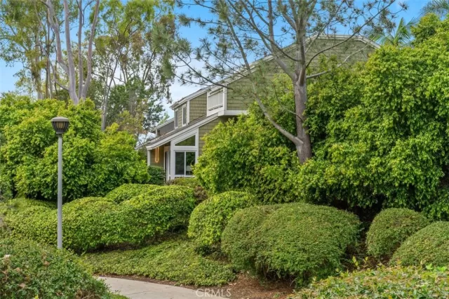 MLS: OC26037996 Condo For Sale