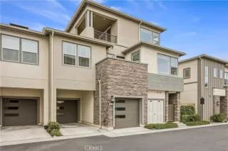 Photo #1: OC26038119 Listing