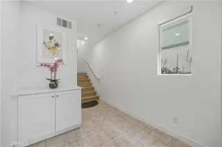 Photo #4: OC26038119 Listing