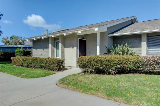 MLS: OC26038358 Condo For Sale