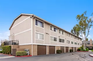 Photo #2: OC26038498 Listing