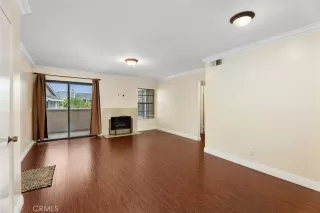 Photo #4: OC26038498 Listing