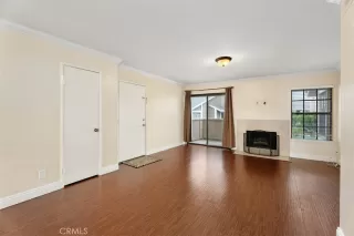 Photo #6: OC26038498 Listing