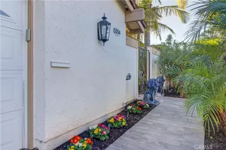 Photo #2: OC26039129 Listing 