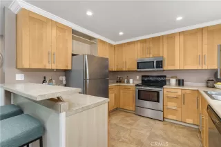 Photo #6: OC26040316 Listing 