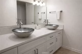 Photo #2: OC26040719 Listing 