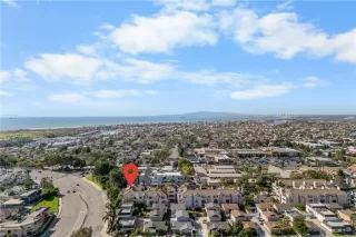 Photo #2: OC26041365 Listing