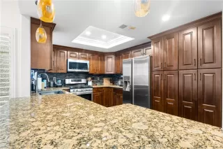 Photo #4: OC26041365 Listing