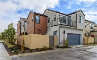 Photo #3: OC26041432 Listing