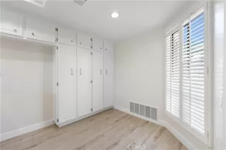 Photo #5: OC26041443 Listing 