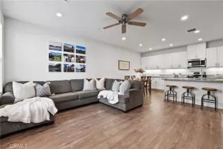 Photo #2: OC26041533 Listing