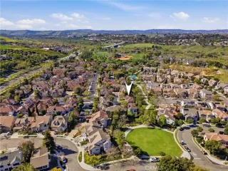 Photo #4: OC26041680 Listing 