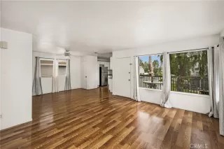 Photo #4: OC26041725 Listing