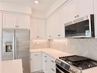 Photo #5: OC26042678 Listing 