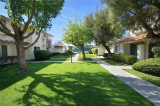 Photo #4: OC26042704 Listing 