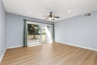 Photo #4: OC26042950 Listing 