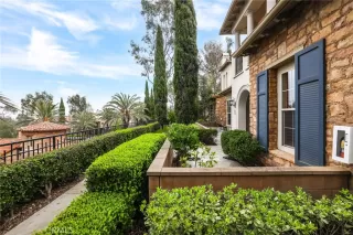 Photo #1: OC26043160 Listing 