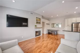 Photo #4: OC26044290 Listing