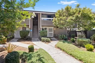 Photo #4: OC26044605 Listing