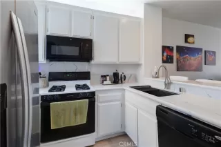 Photo #6: OC26044777 Listing 