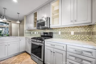 Photo #4: OC26044814 Listing 