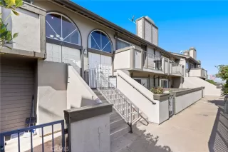 Photo #3: OC26044988 Listing 