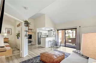 Photo #1: OC26045081 Listing