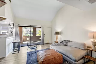 Photo #2: OC26045081 Listing