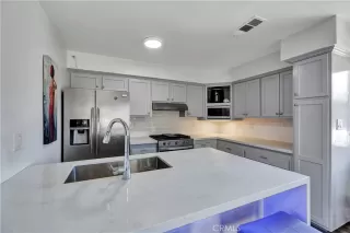 Photo #5: OC26045107 Listing