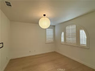 Photo #3: OC26045557 Listing 