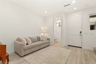 Photo #3: OC26045613 Listing 