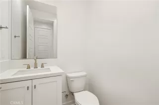 Photo #5: OC26045613 Listing 