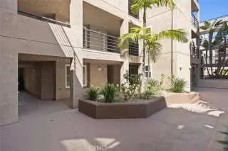 Photo #5: OC26045985 Listing 