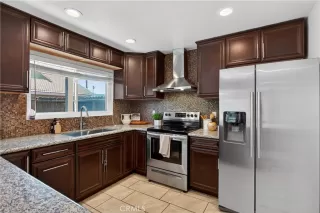 Photo #5: OC26046398 Listing 