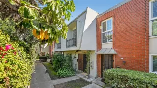 Photo #5: OC26046885 Listing